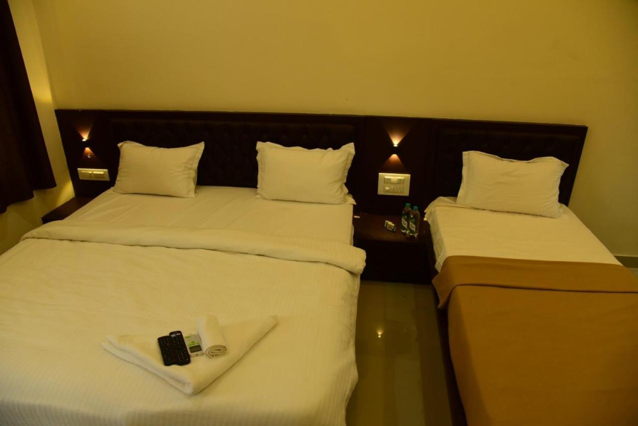 M G Residency Hotell Chikmagalūr Eksteriør bilde